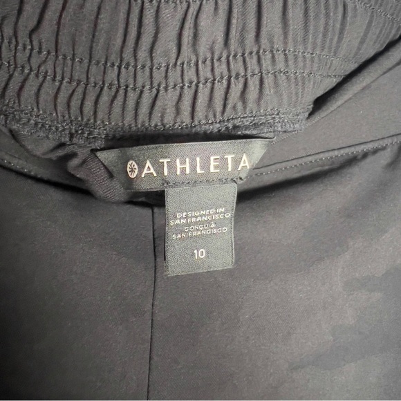 Athleta Brookkyn Camo Jogger - Picture 7 of 7